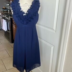 Lilly Pulitzer EUC  Ruffle Neckline Navy Blue Chiffon Mini Dress Pleats size 8